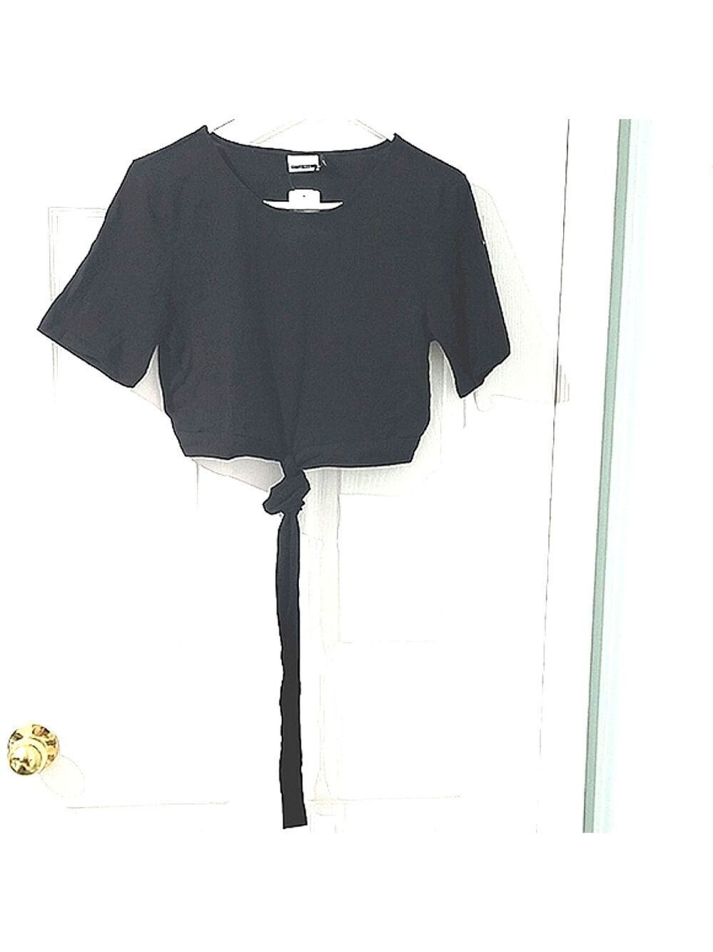 NWT Noisy May Women's Short Sleeve Crop Top with Tie Wrap Size L